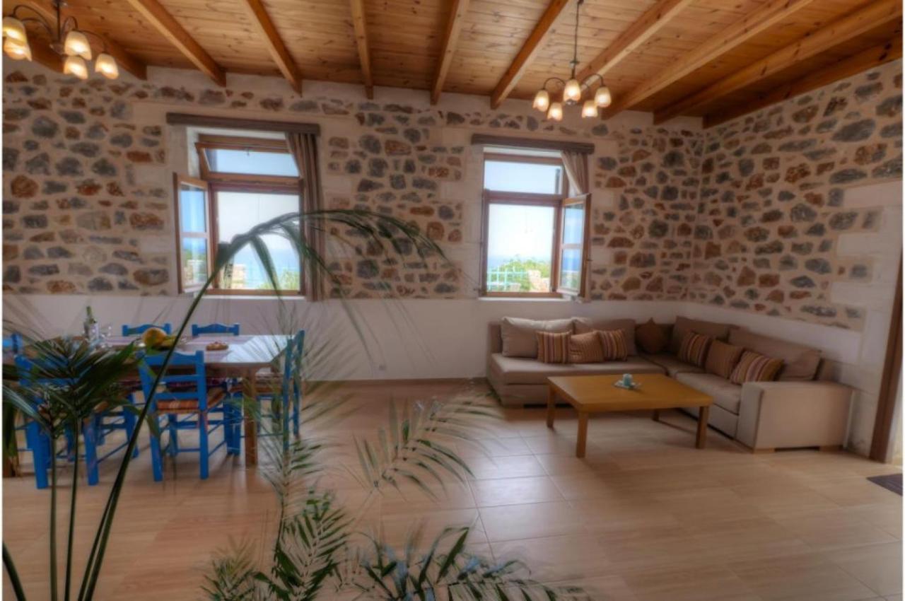 Stone Villa I In Petres Petres  Exterior photo